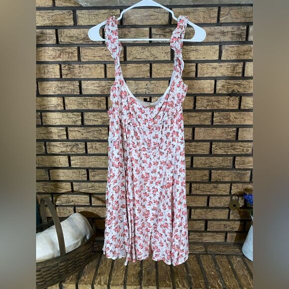‎Torrid floral dress - Picture 1 of 6